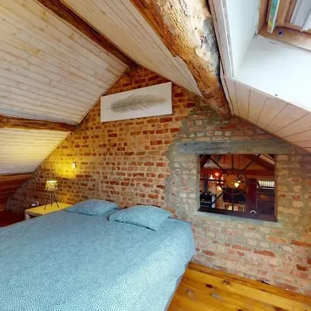 Apartament Loft Rustique Avec Vaste Sejour Et 6 Chambres Profondeville